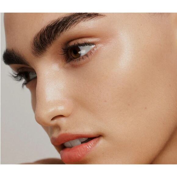 Surratt Surreal Skin Foundation Wand #12 Honey/Golden Orche - Picture 2 of 6